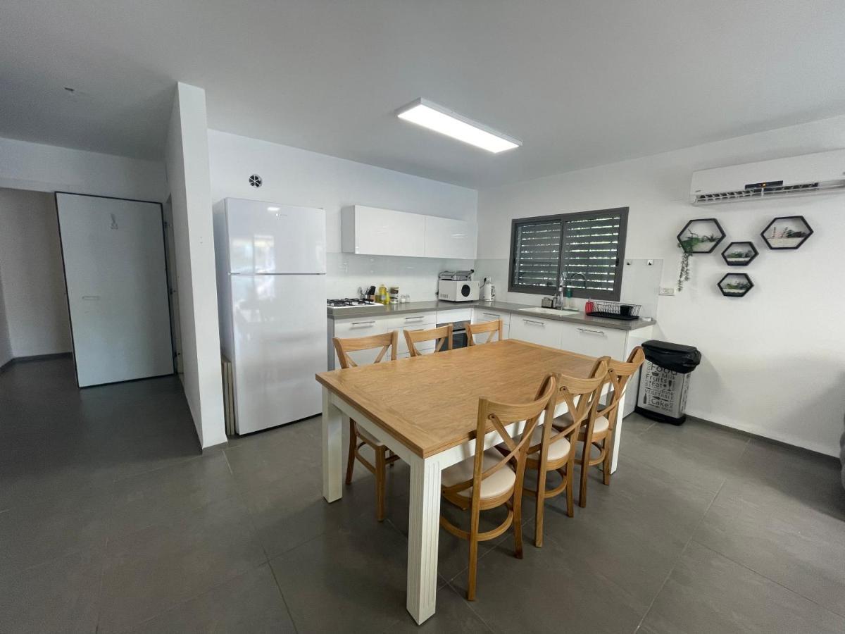 סוויטת עלית בריכה מחוממת Poriyya Exterior photo